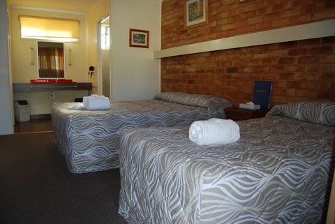 Avocado Motor Inn - Kingaroy Accommodation 1