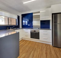Azure Beach Stop - Kingaroy Accommodation
