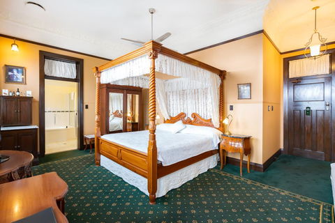 Ballina Manor Boutique Hotel - Kingaroy Accommodation 3