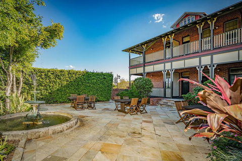 Ballina Manor Boutique Hotel - Kingaroy Accommodation 1