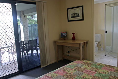 Banksia And Acacia Apartments - Kingaroy Accommodation 3