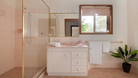 Bannister 49 - Neptune's Way - Kingaroy Accommodation 2