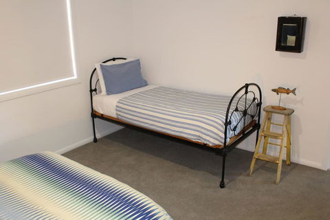 Barefoot Beach House - Kingaroy Accommodation 2