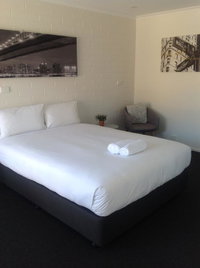 Bass and Flinders Motor Inn