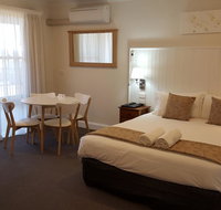 Bathurst Gold Panner - Kingaroy Accommodation