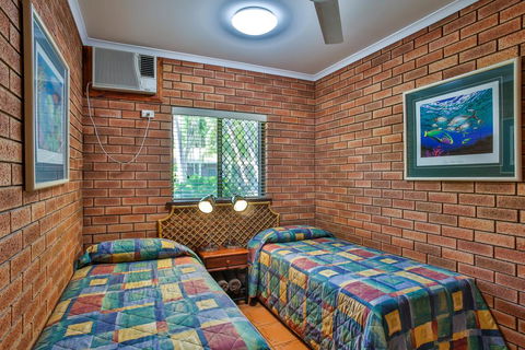 Bayside Holiday Apartments - Kingaroy Accommodation 2