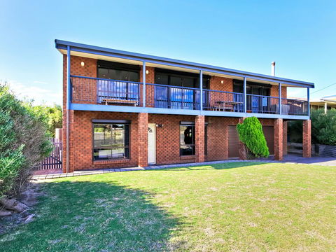 Beach House At Moana - Kingaroy Accommodation 1