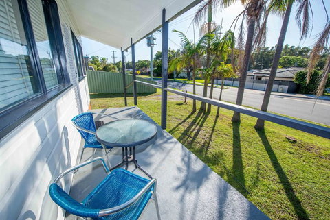 Beach House On James Patterson - Kingaroy Accommodation 0