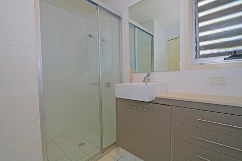 Beach Shack 24 Casuarina - Kingaroy Accommodation 3