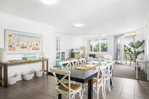 Beach Views & Breezes, Sunshine Beach - Kingaroy Accommodation 3