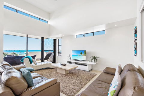 Beaches On Maroochy 1 Beach Parade - Kingaroy Accommodation 0