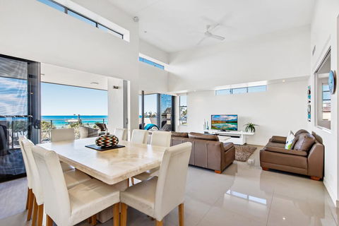Beaches On Maroochy 1 Beach Parade - Kingaroy Accommodation 1