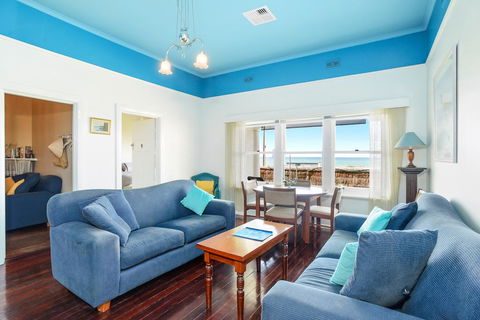 Beachfront Buena Vista - PetFriendly - Kingaroy Accommodation 2