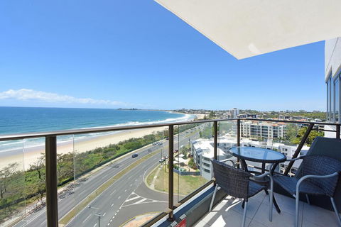Beachfront Towers - Kingaroy Accommodation 1
