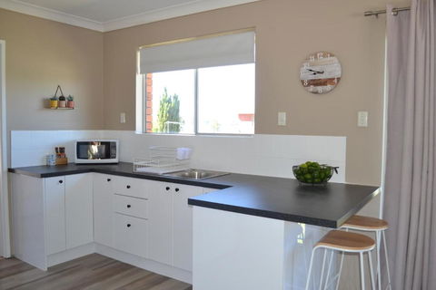 Rio Rita Ocean View Apartments - Kingaroy Accommodation 3