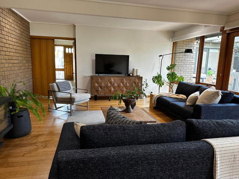 Relaxed And Stylish -self Check In, Secure Parking - Kingaroy Accommodation 0