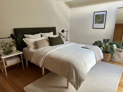 Relaxed And Stylish -self Check In, Secure Parking - Kingaroy Accommodation 1