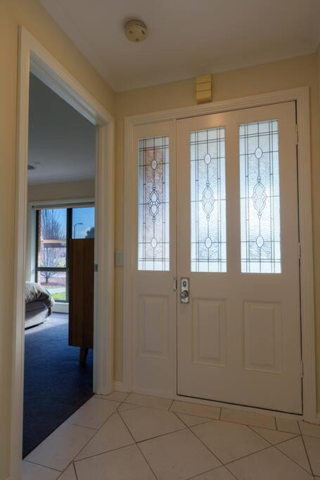 Relaxing 3bd In Tranquil Setting - Kingaroy Accommodation 3