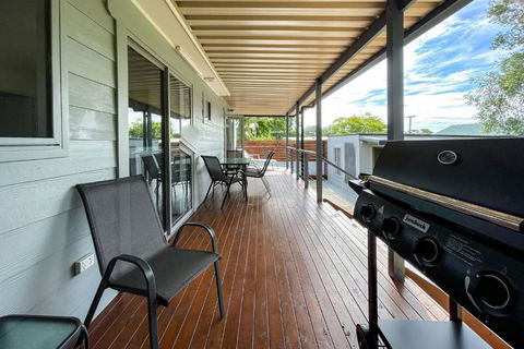 Renovated Beach Home Relax Unwind - Kingaroy Accommodation 2