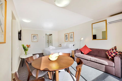 Renovated Stylish Studio - Kingaroy Accommodation 1