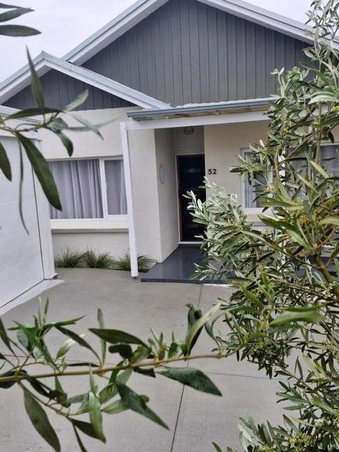 Retreat - Kingaroy Accommodation 0