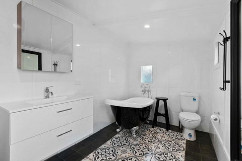 Retro On Walker - Kingaroy Accommodation 3