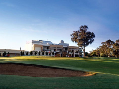 Rich River Golf Club - Kingaroy Accommodation 1