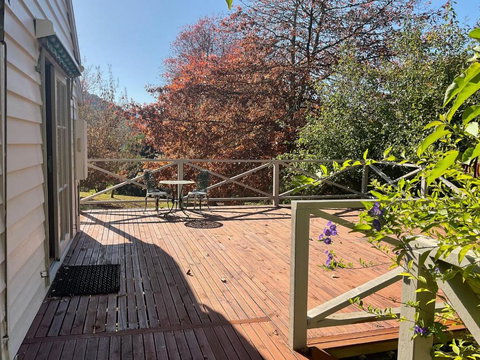 Rivendell Cottage - Kingaroy Accommodation 3