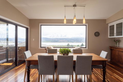 River Haven Serene Spacious With River Views - Kingaroy Accommodation 1