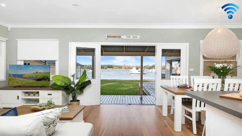 River Shack - Kingaroy Accommodation 0