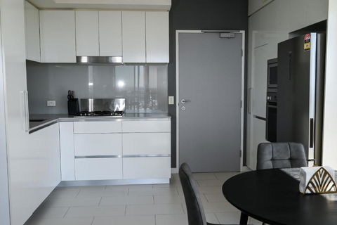 River View Apartment In Brisbane With Parking - Kingaroy Accommodation 3