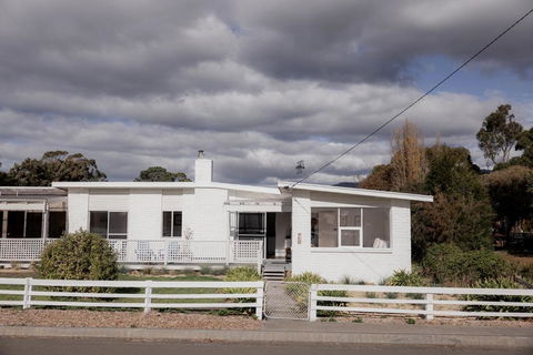 Riverside Retreat In Orford - Kingaroy Accommodation 1
