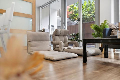 Rose - The Fringe Escape - Kingaroy Accommodation 0