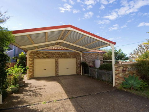 Salamander Beach Front - Kingaroy Accommodation 2