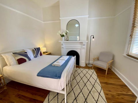 Roseland Cottage - CBD Heritage - Kingaroy Accommodation 3