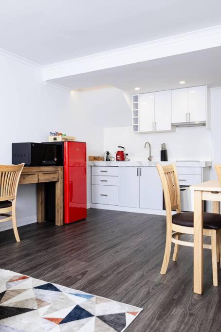 Salamanca Getaway Battery Point - Kingaroy Accommodation 0