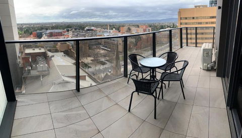 RNR Rundle Mall - Kingaroy Accommodation 3