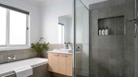 Rock Cottage - Kingaroy Accommodation 3