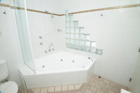 Rockpool Motor Inn - Kingaroy Accommodation 3