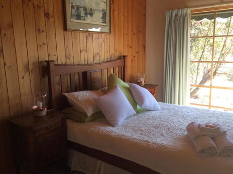 Rose Cottage - Kingaroy Accommodation 2