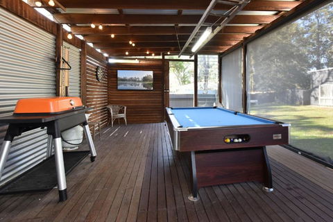 Rose Cottage Studio Romantic Or Solo Getaway. Spa, Games Room - Kingaroy Accommodation 3