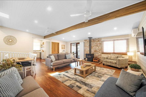 Rosemill Cottage - Mobility Friendly Accommodation Never Looked Better! - Kingaroy Accommodation 1