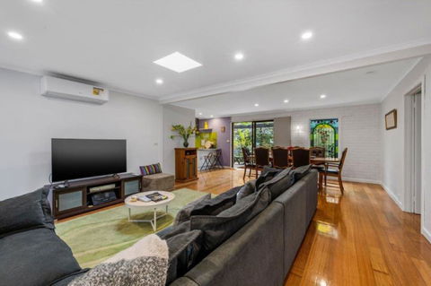 Roses On The River - An Absolute River Frontage Cottage - Kingaroy Accommodation 0