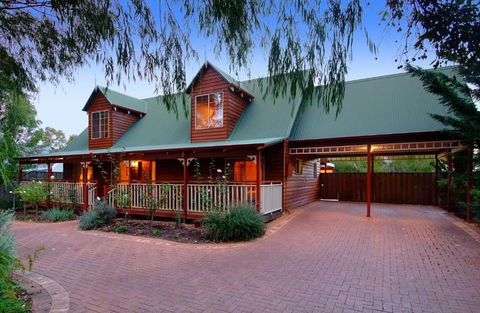 Rosewood Cottage - Kingaroy Accommodation 2