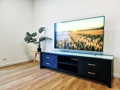 Rosie House-Spacious Comfortable Home - Kingaroy Accommodation 3