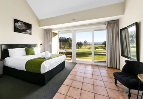 Rothbury Downs - Kingaroy Accommodation 0