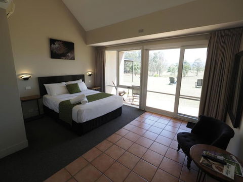 Rothbury Downs - Kingaroy Accommodation 3