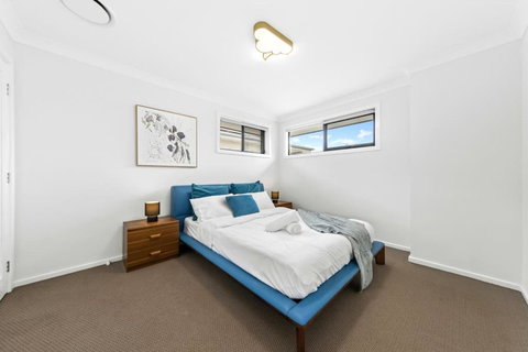 Rouse Hill Fancy 5bedrooms House - Kingaroy Accommodation 3