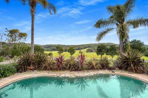 Roxy - A Secluded Luxury Estate Near Berry, Where Serenity Meets Family Comfort - Kingaroy Accommodation 0