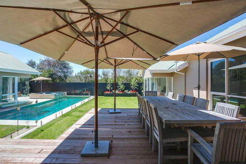 Royadie Resort - Pool Spa Tennis 500m To Beach - Kingaroy Accommodation 1